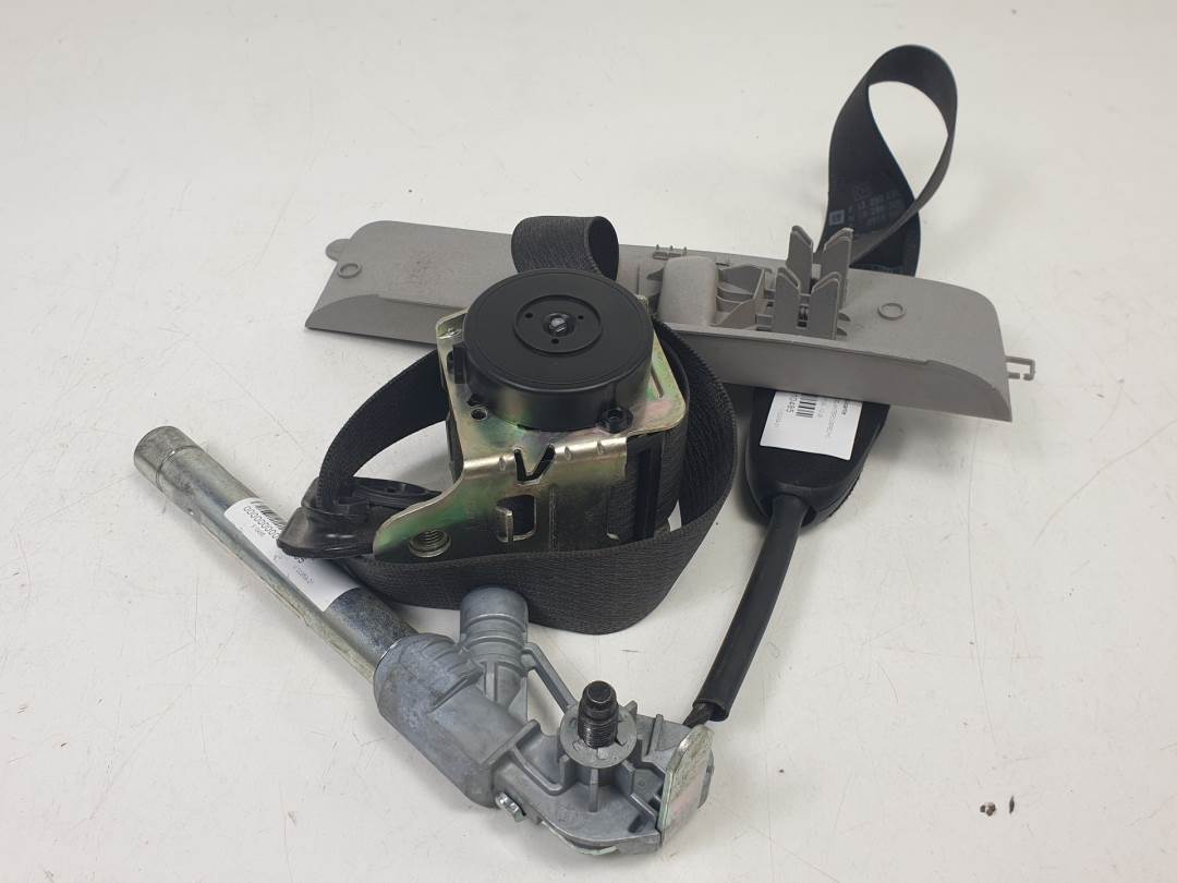 CINTURON SEGURIDAD DELANTERO DERECHO - 607707800G - OPEL - CORSA D
