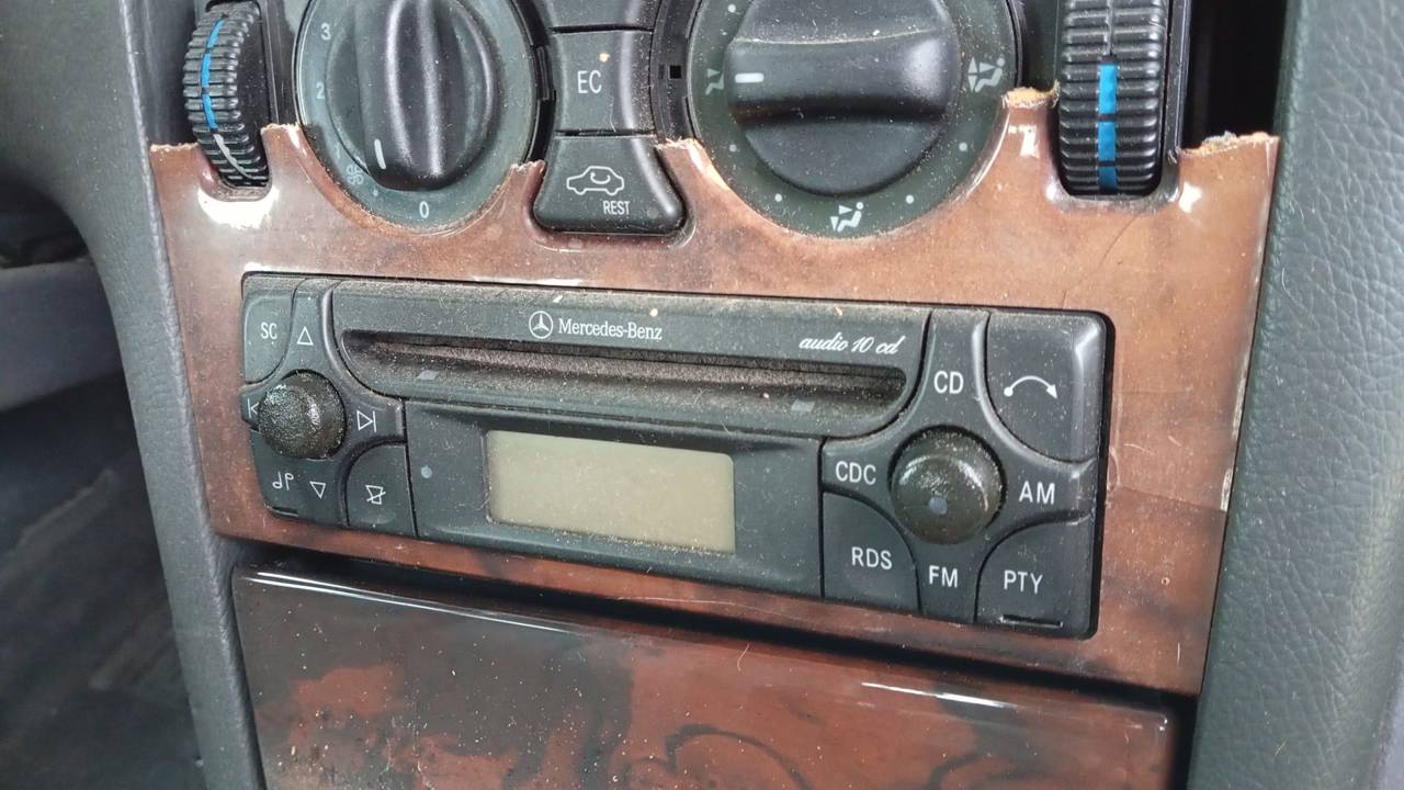 SISTEMA AUDIO / RADIO CD