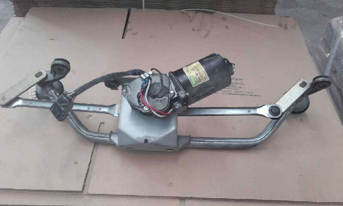 MOTOR LIMPIA DELANTERO