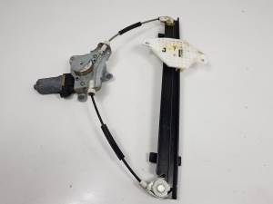 ELEVALUNAS DELANTERO DERECHO 98820CZ010 SSANGYONG KORANDO Autodesguaces Alicante