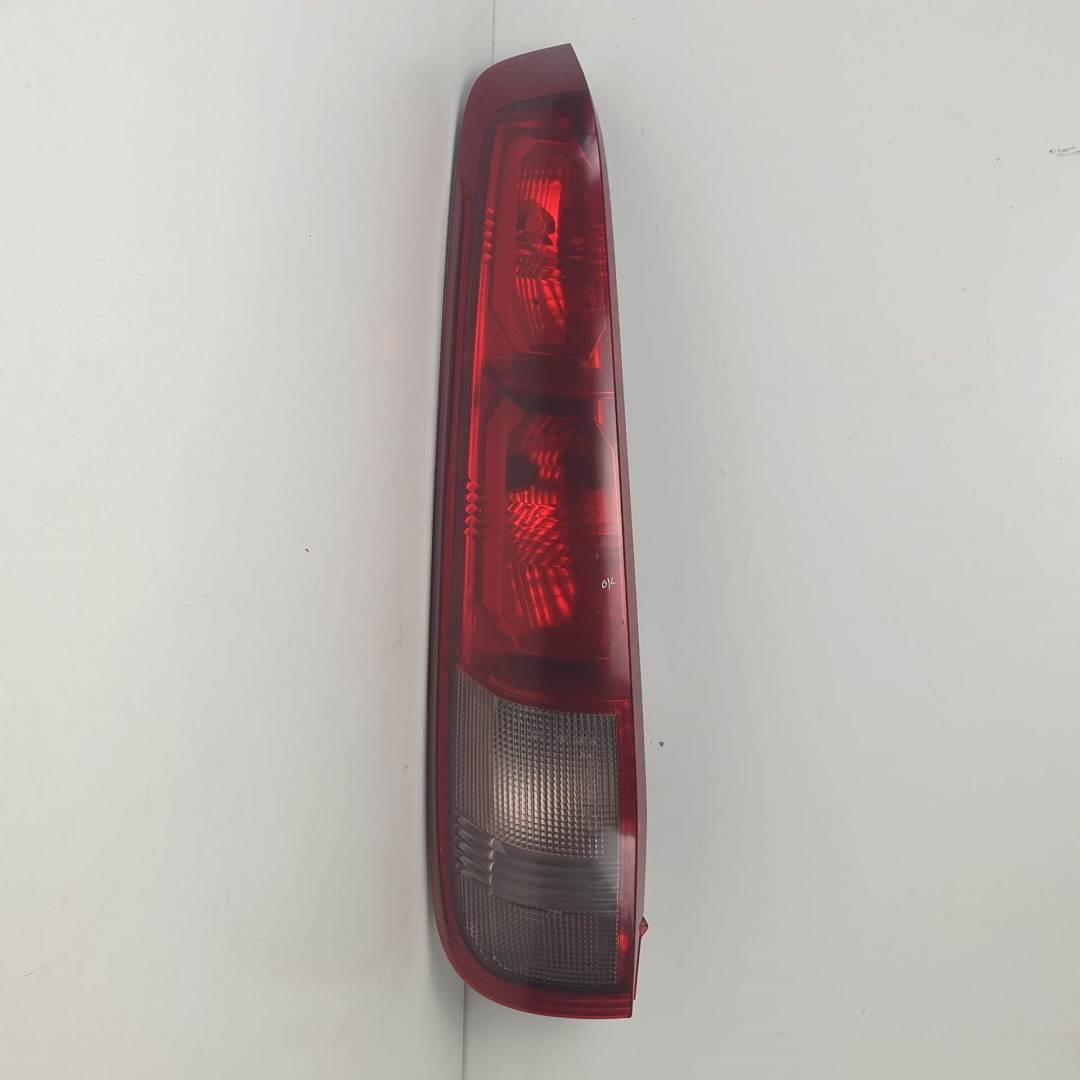 PILOTO TRASERO IZQUIERDO - NISSAN - X-TRAIL (T30)