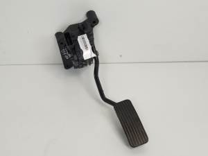 POTENCIOMETRO PEDAL 9129857 OPEL CORSA C (F68) Autodesguaces Alicante