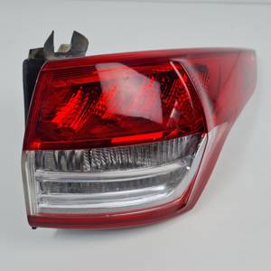 PILOTO TRASERO DERECHO 90021840 FORD KUGA (CBS) Autodesguaces Alicante