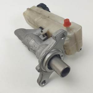 BOMBA FRENO 860910009R RENAULT MEGANE III COUPE Autodesguaces Alicante