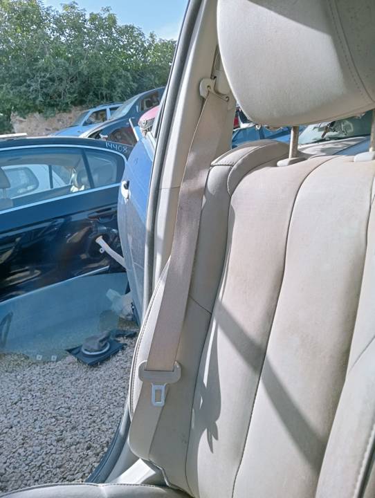 CINTURON SEGURIDAD DELANTERO DERECHO
