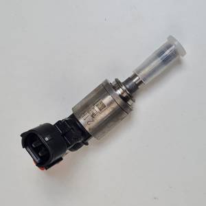 INYECTOR H8201438013 RENAULT MEGANE IV BERLINA 5P Autodesguaces Alicante