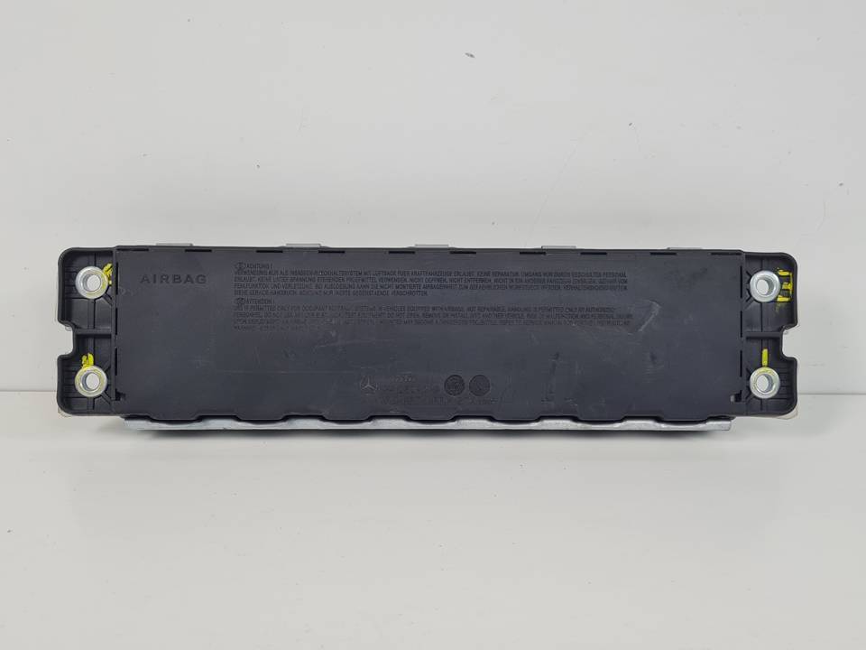 AIRBAG DELANTERO IZQUIERDO 2058601600 MERCEDES MERCEDES CLASE C BERLINA (W205) (2015 - 2023) Autodesguaces Ali