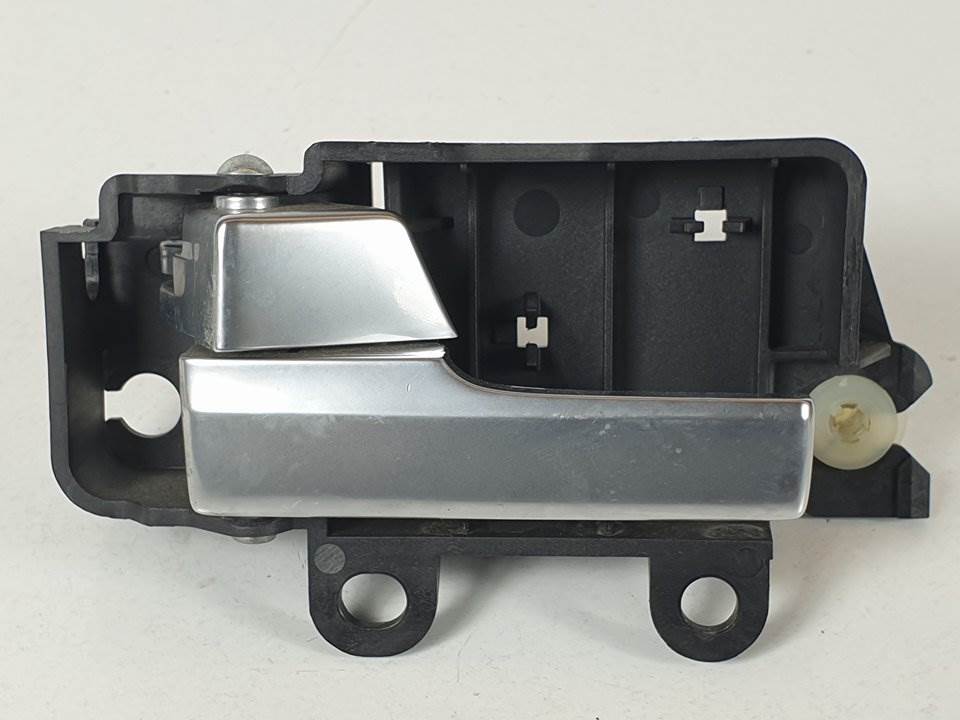 MANETA INTERIOR TRASERA IZQUIERDA - 8M51R22601 - FORD - FOCUS LIM. (CB4)
