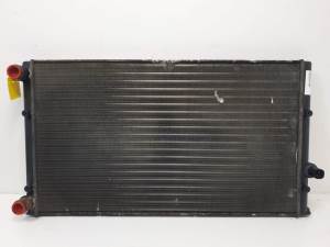 RADIADOR AGUA 1H0121253BA VOLKSWAGEN GOLF III BERLINA (1H1) Autodesguaces Alicante