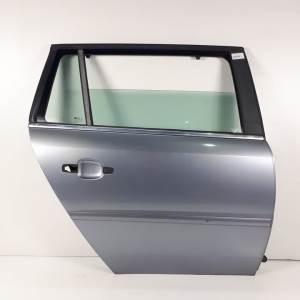 PUERTA TRASERA DERECHA OPEL VECTRA C CARAVAN Autodesguaces Alicante