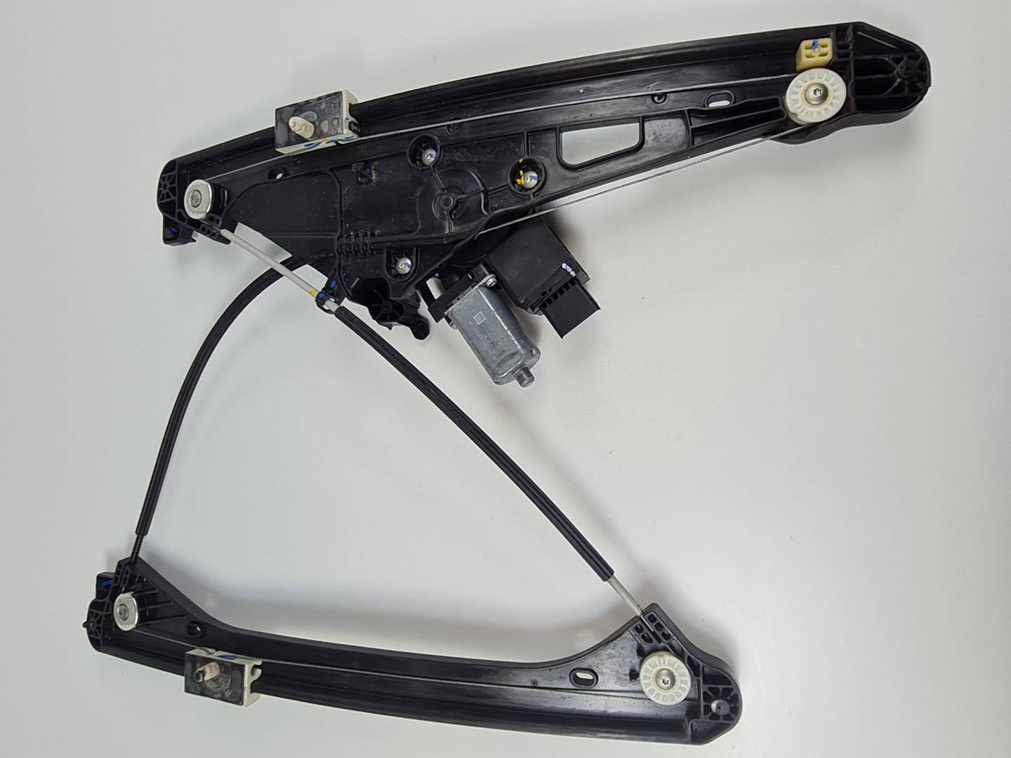 ELEVALUNAS DELANTERO DERECHO - 9815404080 - OPEL - GRANDLAND X