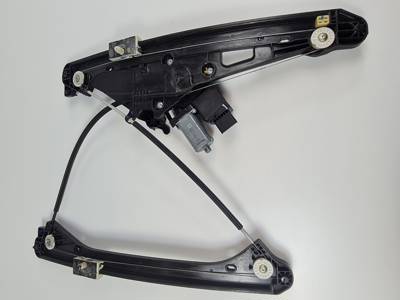 ELEVALUNAS DELANTERO DERECHO 9815404080 OPEL GRANDLAND X Autodesguaces Alicante