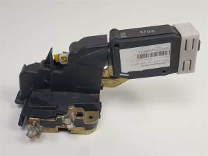 CERRADURA PUERTA DELANTERA DERECHA CITROEN C3 Autodesguaces Alicante
