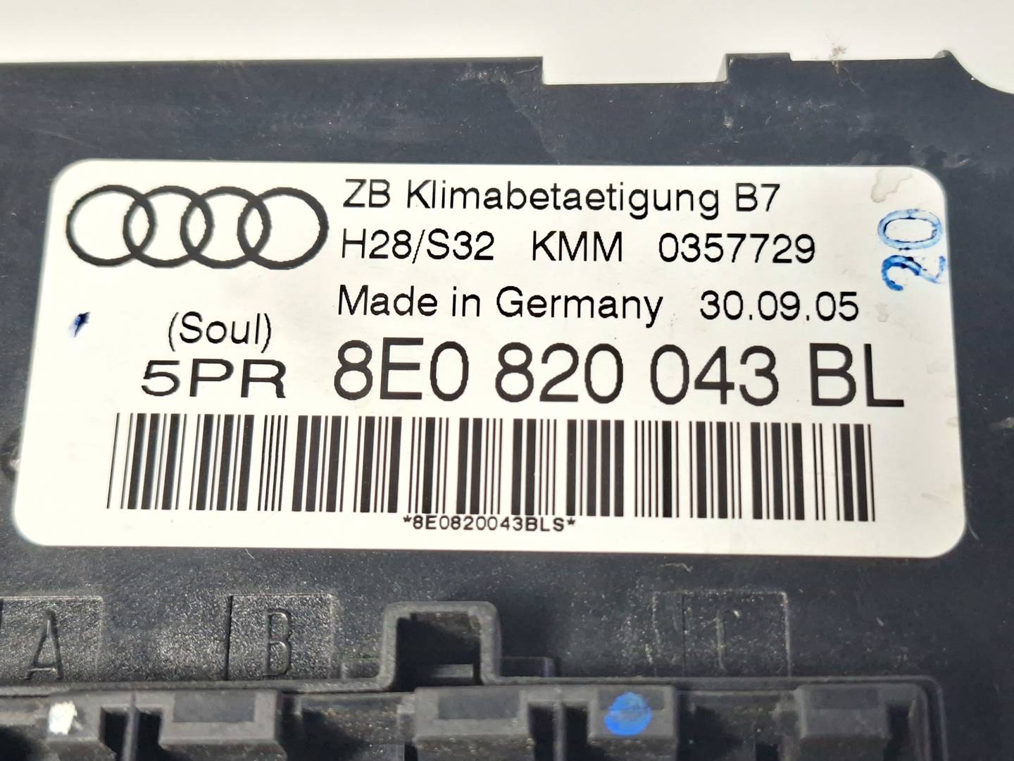 Foto 8 de Mando Climatizador Audi A4 Cabrio (8h) (2002–2005)