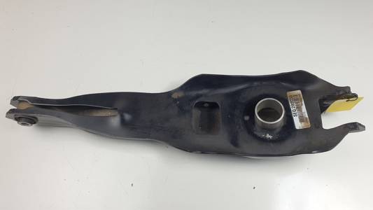 BRAZO SUSPENSION INFERIOR TRASERO IZQUIERDO 68157897AD JEEP CHEROKEE (KL) Autodesguaces Alicante