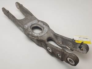 BRAZO SUSPENSION INFERIOR TRASERO IZQUIERDO A2053300 MERCEDES CLASE E LIM. (W213) Autodesguaces Alicante