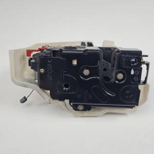 CERRADURA PUERTA TRASERA IZQUIERDA VOLKSWAGEN GOLF V BERLINA (1K1) Autodesguaces Alicante