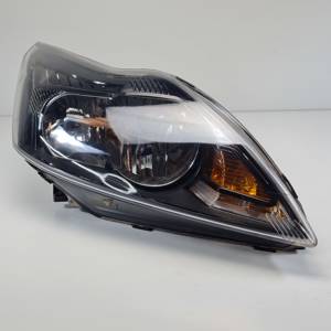 FARO DERECHO 8M5113W029CF FORD FOCUS LIM. (CB4) Autodesguaces Alicante