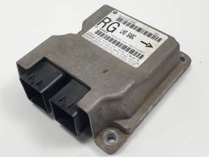 CENTRALITA AIRBAG 04727374AD CHRYSLER VOYAGER (RG) Autodesguaces Alicante