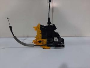CERRADURA PUERTA DELANTERA DERECHA 81320A24101 KIA PRO_CEE'D (ED) Autodesguaces Alicante