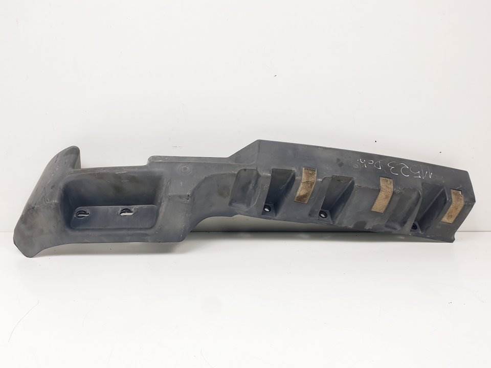 MOLDURAS TRASERAS - 866803E000 - KIA - SORENTO