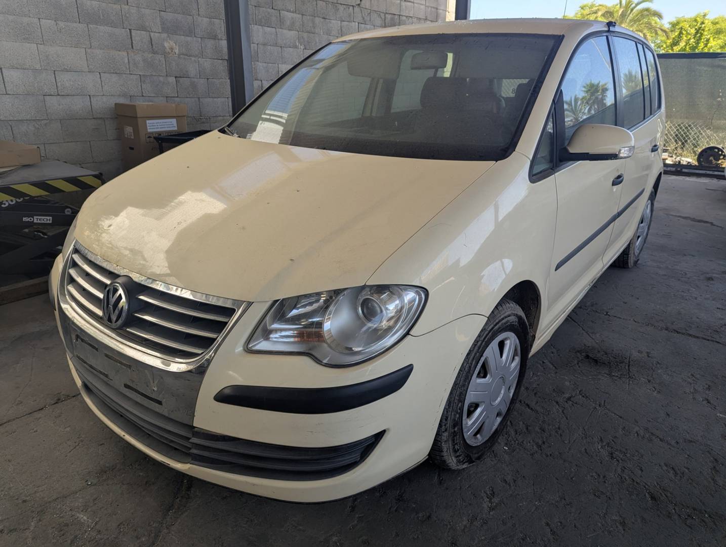 VOLKSWAGEN TOURAN (1T2) (2006 - 2010)