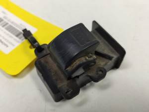 MANDO ELEVALUNAS TRASERO DERECHO HONDA JAZZ (GD1/5) Autodesguaces Alicante