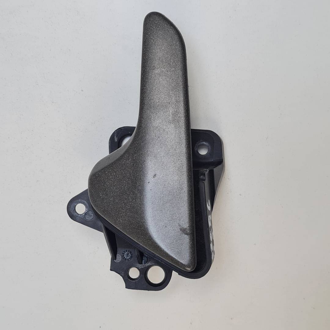 MANETA INTERIOR DELANTERA IZQUIERDA - A9067600161 - VOLKSWAGEN - CRAFTER CAJA CERRADA