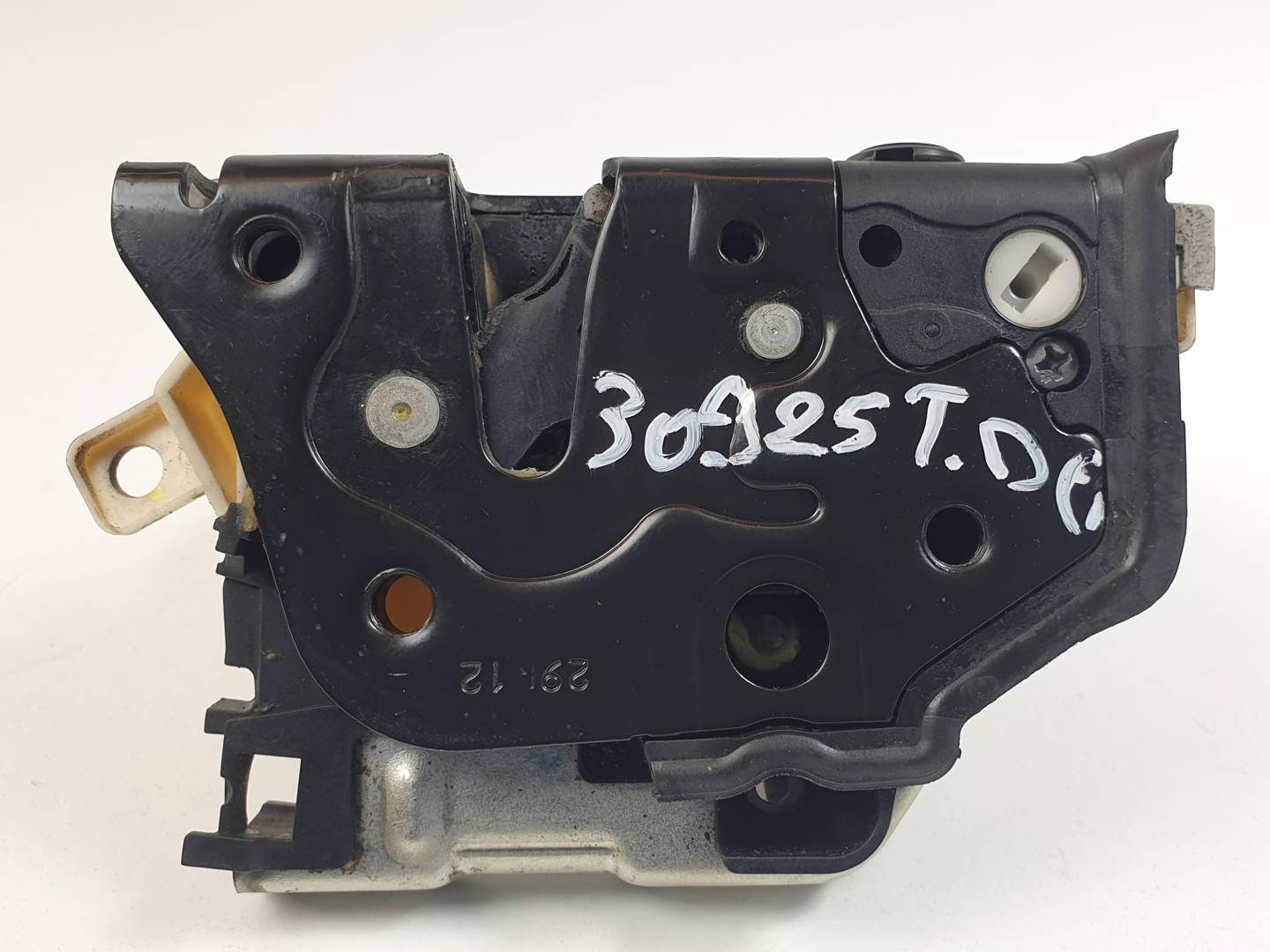 CERRADURA PUERTA TRASERA DERECHA - 8K0839016C - AUDI - A4 BER. (B8)