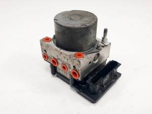 ABS 8200229137 RENAULT CLIO II FASE II (B/CB0) Autodesguaces Alicante