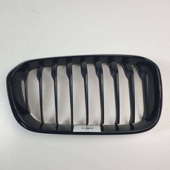 REJILLA DELANTERA 7371688 BMW 1 F20 LCI Autodesguaces Alicante
