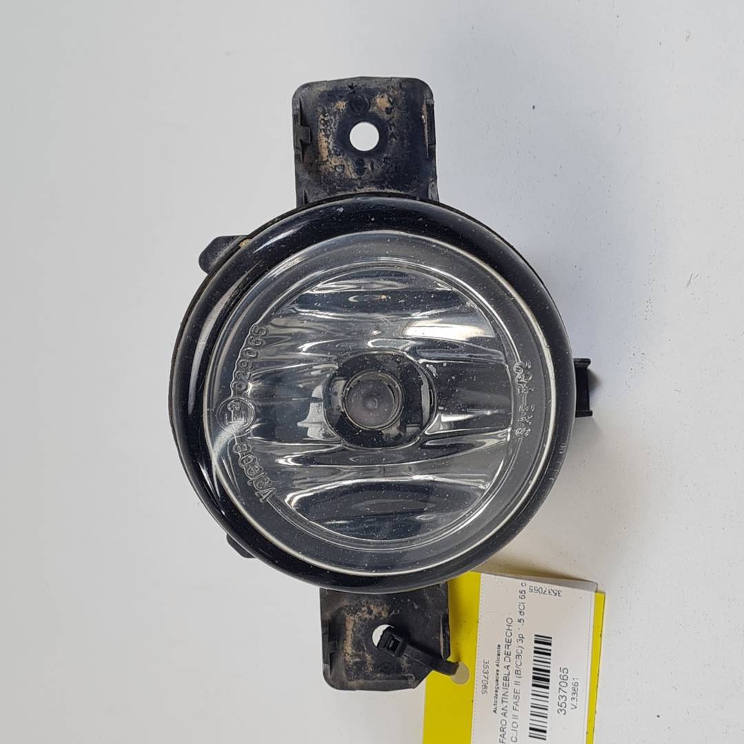 FARO ANTINIEBLA DERECHO - 8200002470 - RENAULT - CLIO II FASE II (B/CB0)