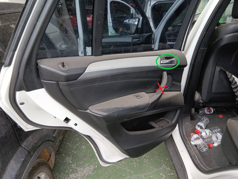 MANETA INTERIOR TRASERA IZQUIERDA