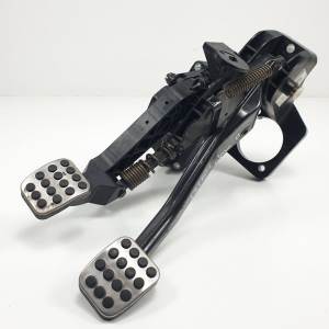 PEDAL EMBRAGUE A1692902401 MERCEDES CLASE B (W245) Autodesguaces Alicante
