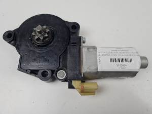 MOTOR ELEVALUNAS DELANTERO IZQUIERDO 824502F000 KIA CERATO Autodesguaces Alicante
