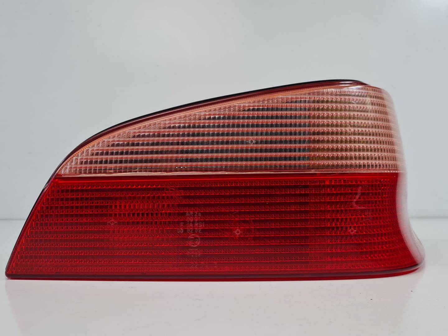 Feu arrière droit - 2274D - PEUGEOT - 106 (S2)