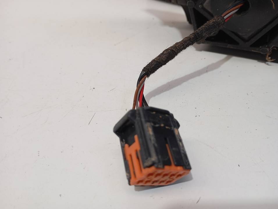 RETROVISOR IZQUIERDO