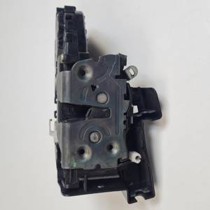 CERRADURA PUERTA DELANTERA IZQUIERDA 30753658 VOLVO V50 FAMILIAR Autodesguaces Alicante