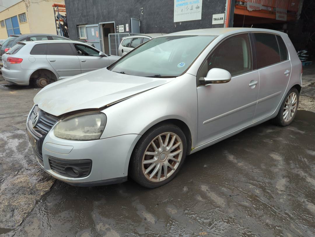 VOLKSWAGEN GOLF V BERLINA (1K1) (2003 - 2008)
