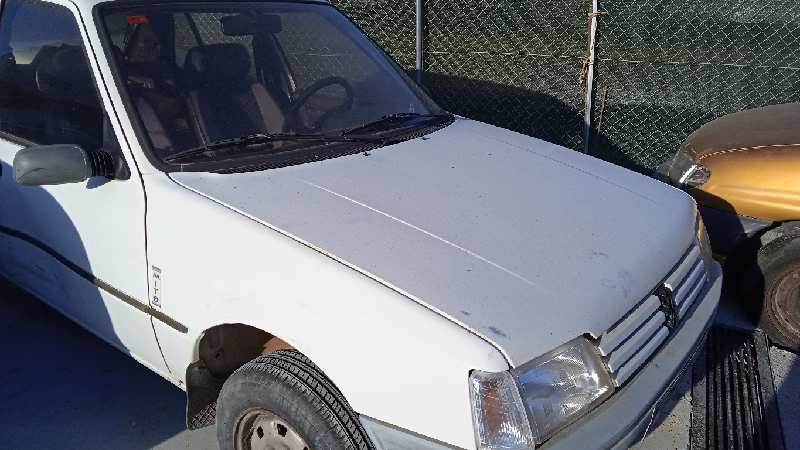 PEUGEOT 205 BERLINA (1983 - 1998)