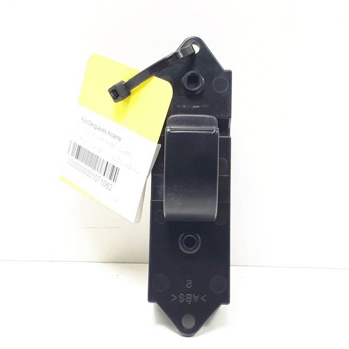 MANDO ELEVALUNAS TRASERO IZQUIERDO - 8608A063 - MITSUBISHI - OUTLANDER (CW0)