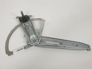 ELEVALUNAS TRASERO DERECHO 90579504 OPEL ZAFIRA A Autodesguaces Alicante