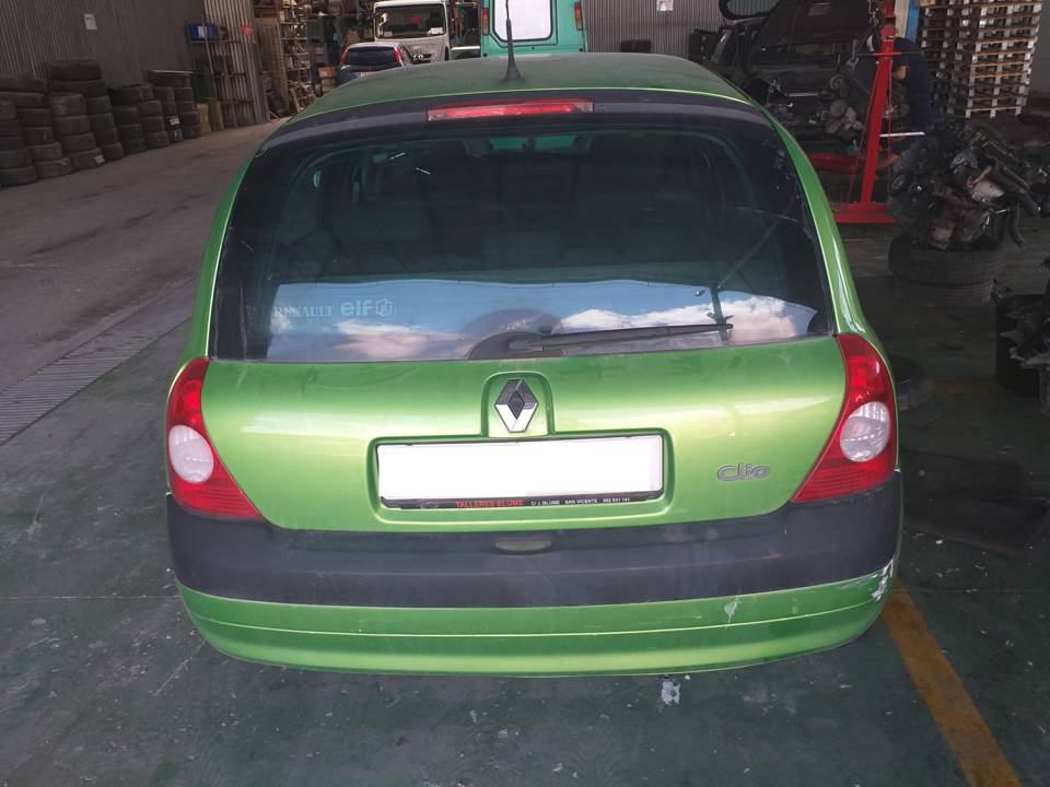 Imagen del vehículo RENAULT CLIO II FASE II (B/CB0)