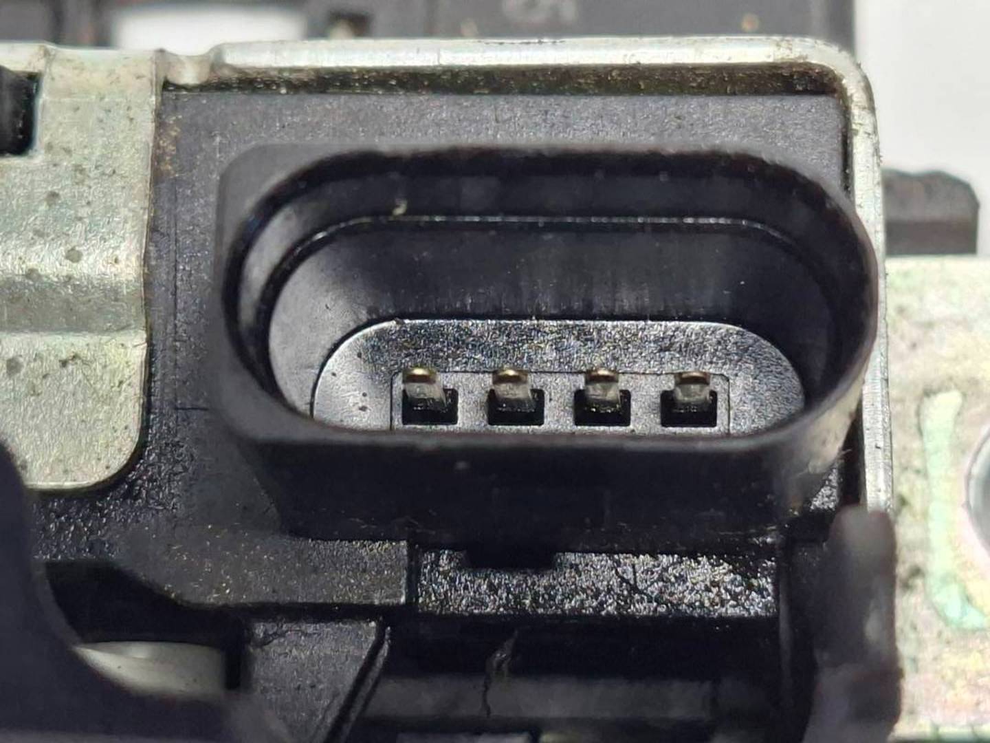 Foto 3 de Cerradura Maletero / Porton Volkswagen Tiguan (5n1) (2007–2011)