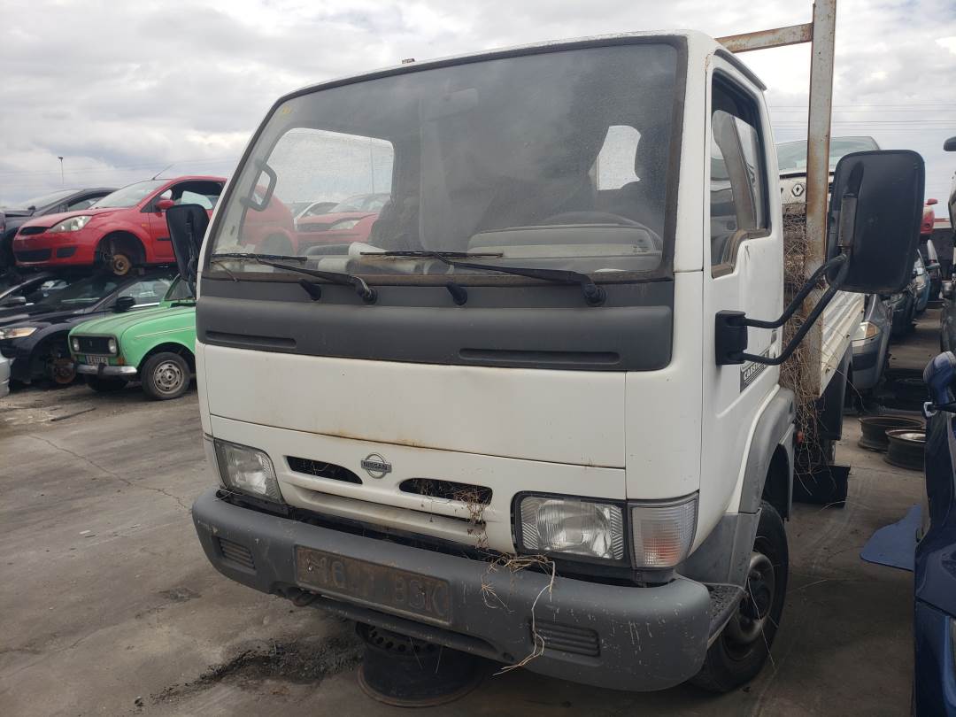 NISSAN CABSTAR E (2002 - 2003)