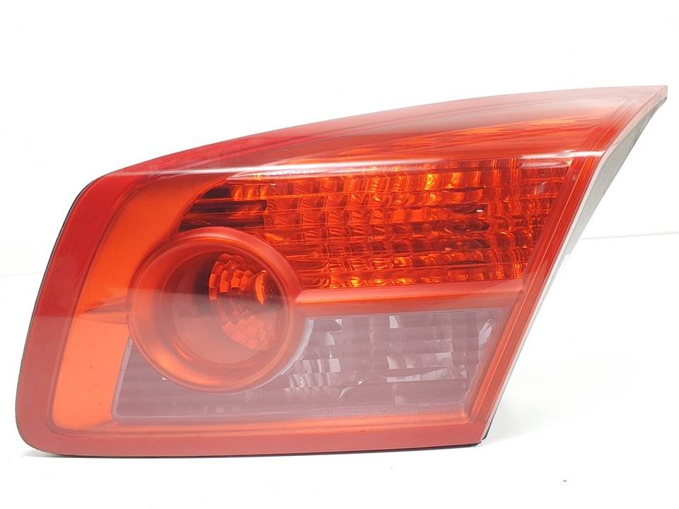 PILOTO TRASERO DERECHO INTERIOR - 8200014363 - RENAULT - VEL SATIS (BJ0)