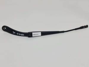 BRAZO LIMPIA DELANTERO IZQUIERDO A1768203400 MERCEDES CLASE GLA (W156) Autodesguaces Alicante