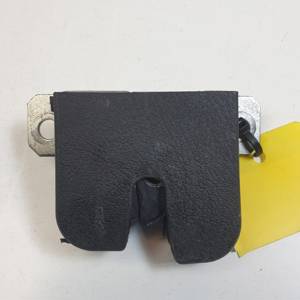 CERRADURA MALETERO / PORTON 6L6827505A SEAT IBIZA (6L1) Autodesguaces Alicante