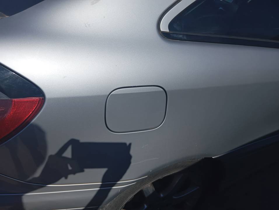 TAPA EXTERIOR COMBUSTIBLE