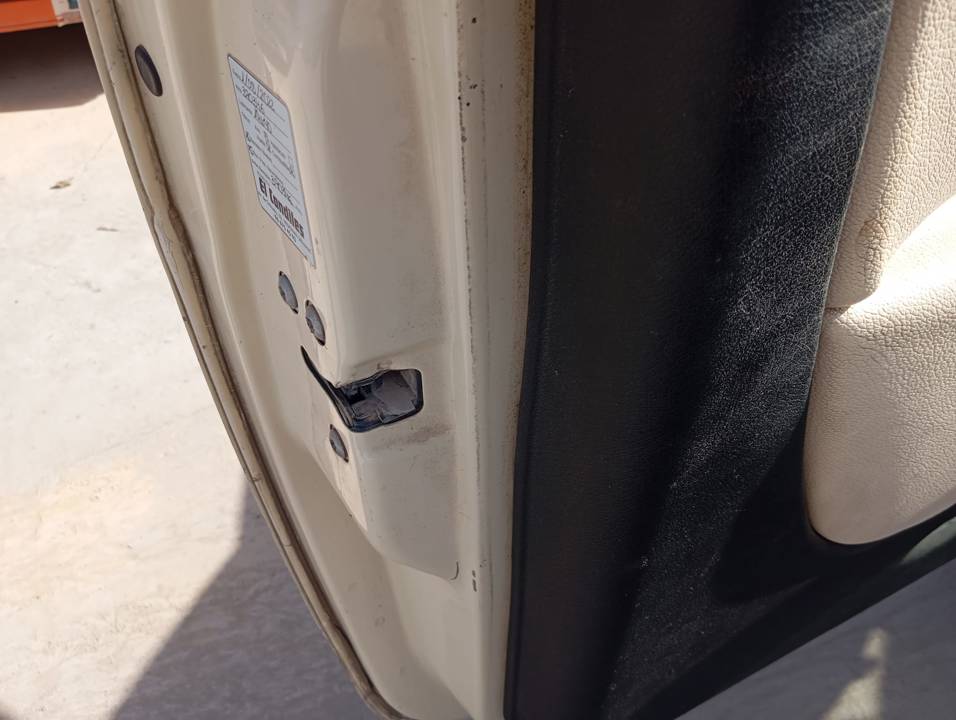 CERRADURA PUERTA DELANTERA IZQUIERDA